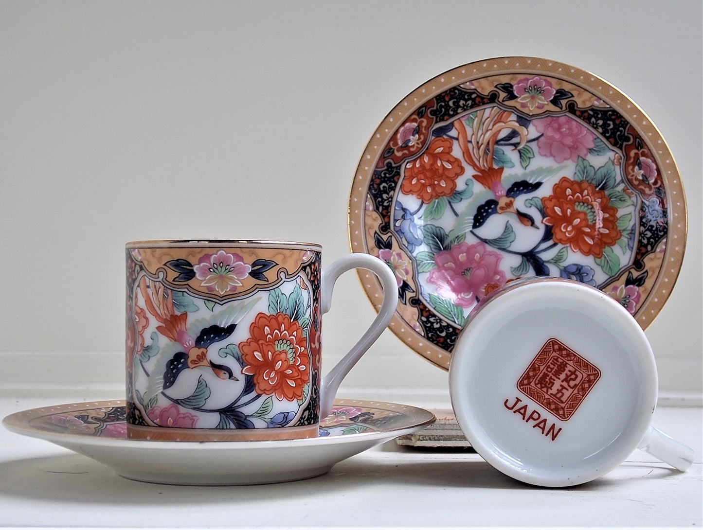 Pair of Japanese Tea Cups & Saucers