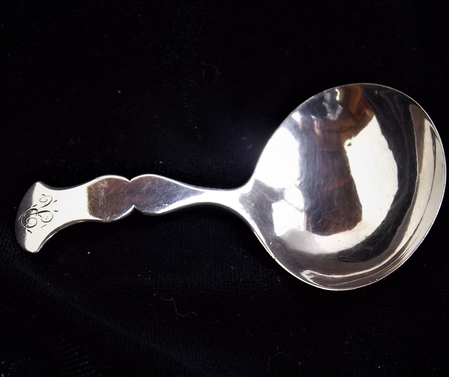 Early Georgian Silver Caddy Scoop
