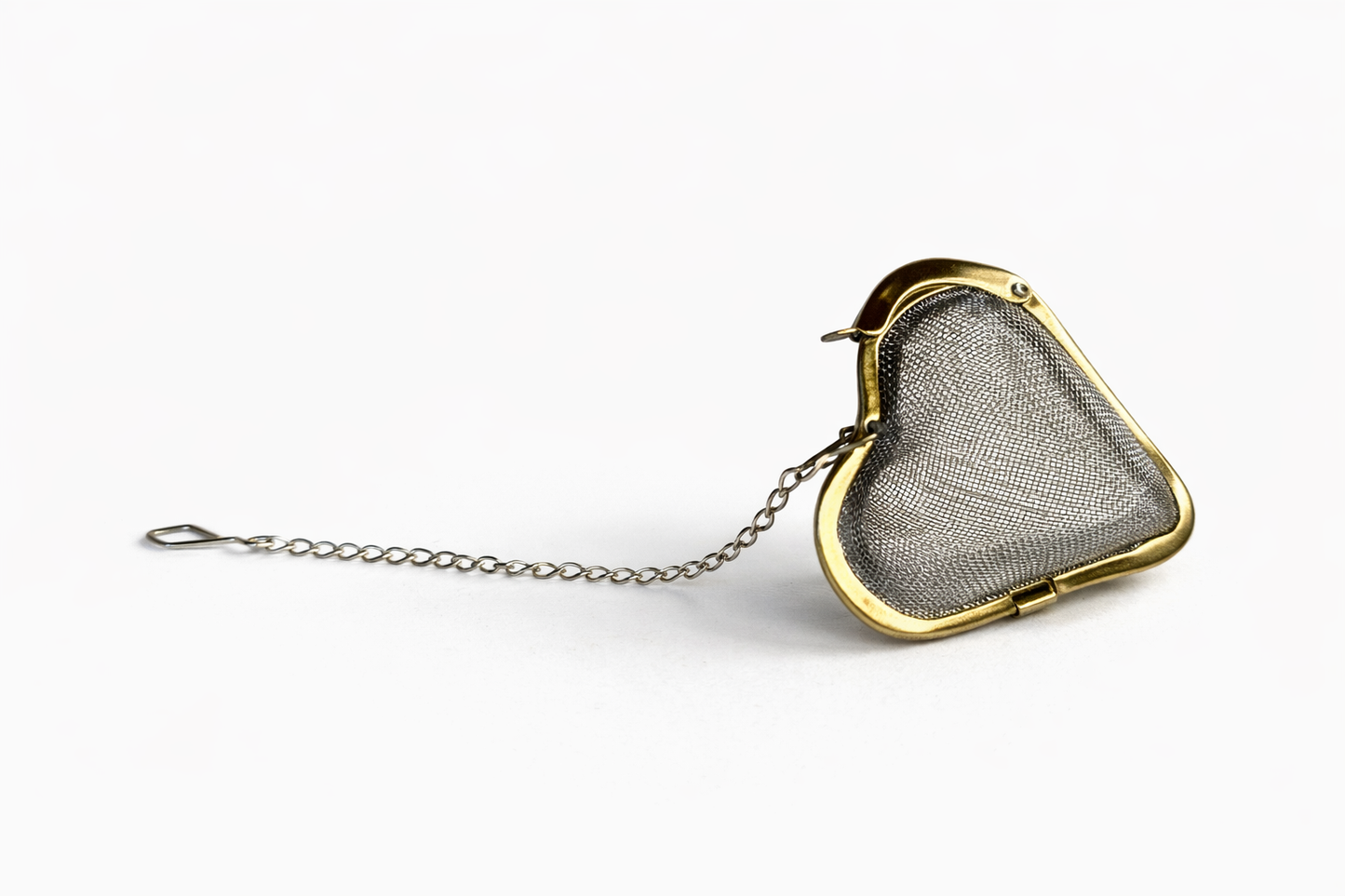 Heart 2 cup infuser for tea or spices. Silver/Gold